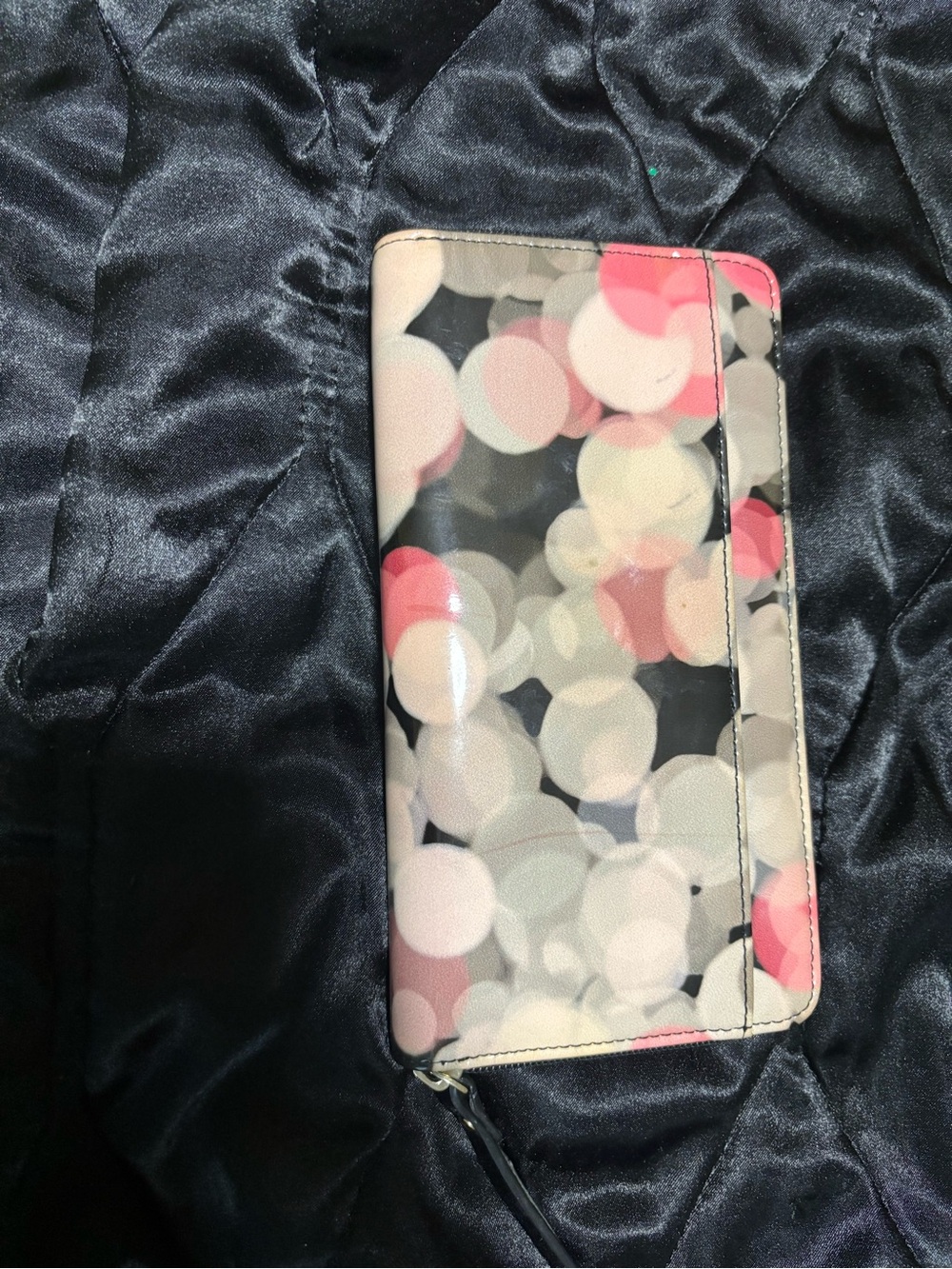 Kate Spade Zip-Around Wristlet Wallet - NWOT - Picture 3 of 7